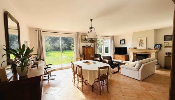 Maison à L' ILE-D'YEU, 85350 - 6 pièces 156m²