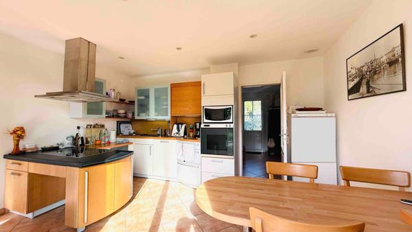 Maison à L' ILE-D'YEU, 85350 - 6 pièces 156m²