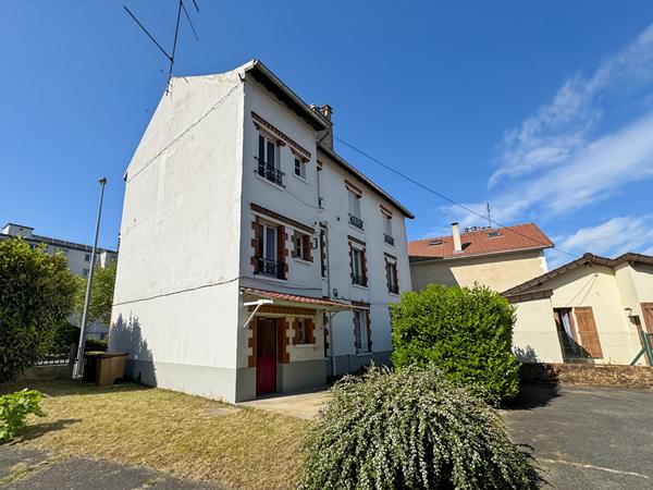 APPARTEMENT F2 - 10MIN RER A