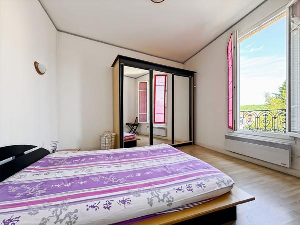 APPARTEMENT F2 - 10MIN RER A