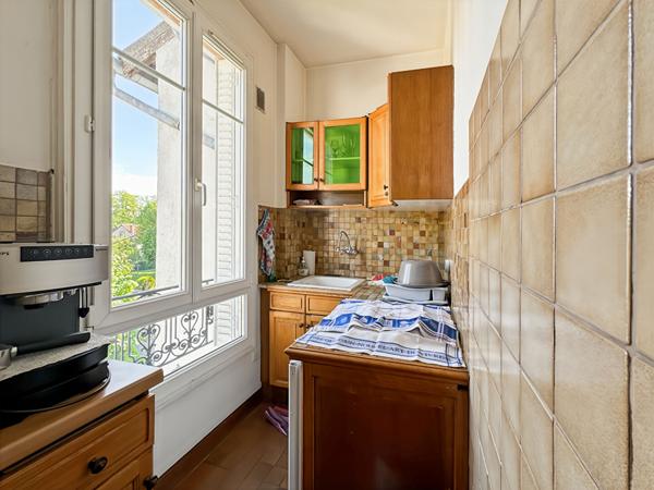 APPARTEMENT F2 - 10MIN RER A