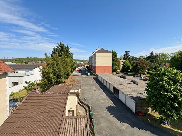 APPARTEMENT F2 - 10MIN RER A