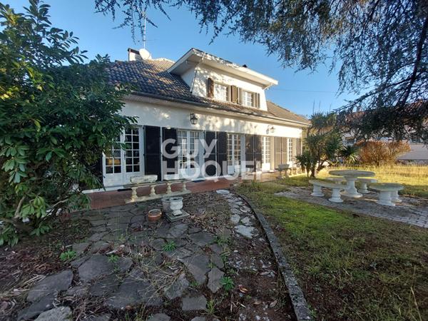 Maison 6 pièces Dax à proximité des écoles et commerces