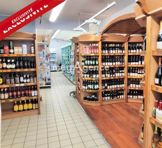 Immeuble à AVRANCHES, 50300 - 280m²