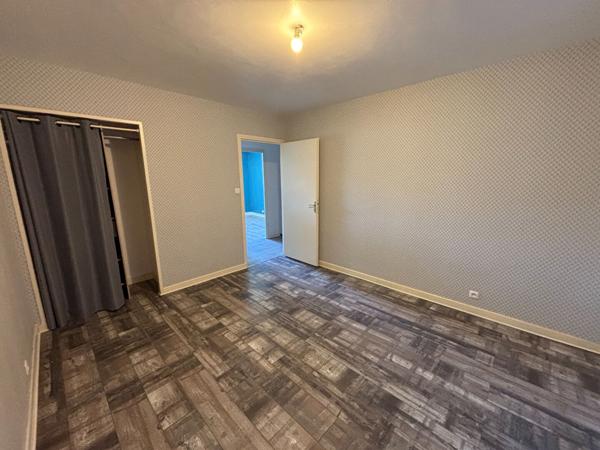 Appartement Neuville Sur Ain 4 pièce(s) 70 m2