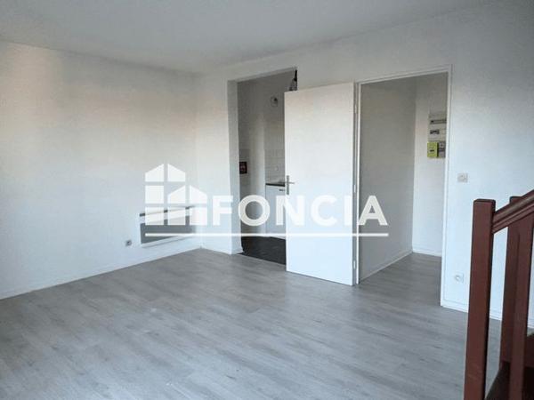 Location Appartement 3 pièces 62.76 m² - 52/54 RUE DE LA GARE Plaisir 78370