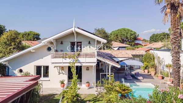 TAUSSAT, à 150m de la plage, villa de charme 4 chambres