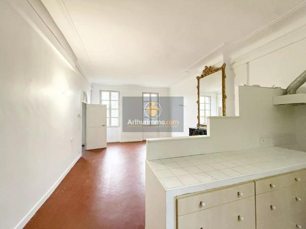 Vente Immeuble 13 pièces 300 m2 à Apt