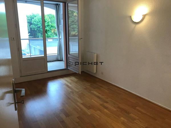 Appartement 4 pièces 93 m² PAU - 64000