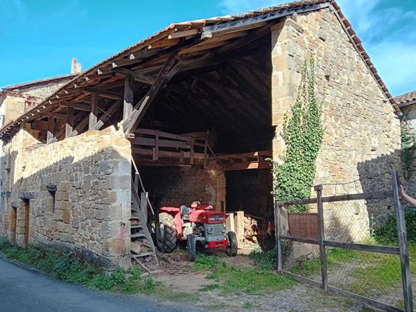 Bâtiment  en pierre 3 pièces 298m2 maison et grange