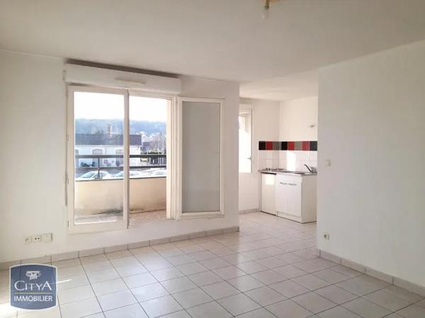 Appartement à louer 2 pièces 44.16m² Coulommiers (77120)