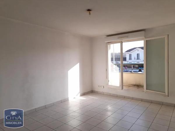 Appartement à louer 2 pièces 44.16m² Coulommiers (77120)
