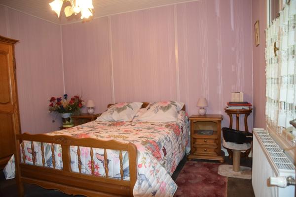 Maison de caractère avec grand terrain arboré exposé sud / sud-est – Proche Aix-en-Othe