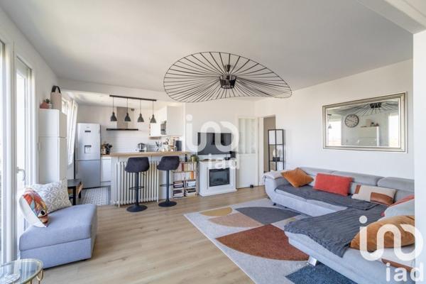 Appartement à vendre 4 pièces 66 m² Carrières-sur-Seine