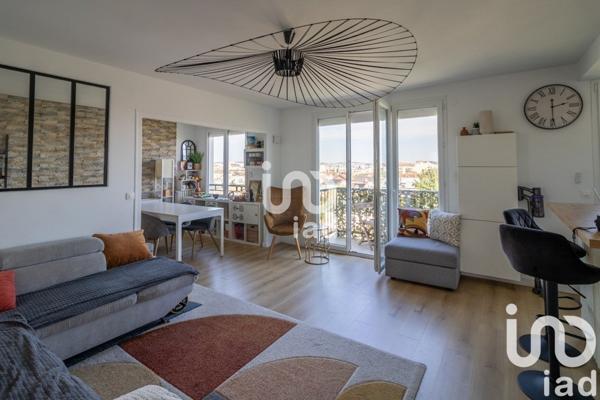 Appartement à vendre 4 pièces 66 m² Carrières-sur-Seine