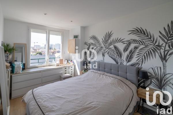 Appartement à vendre 4 pièces 66 m² Carrières-sur-Seine