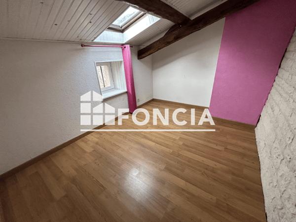 Location Maison 7 pièces 213.42 m² - 259 RUE DE LA ROULERIE Saint Gelais 79410