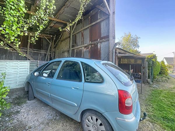 MONT DOL - Maison en pierres