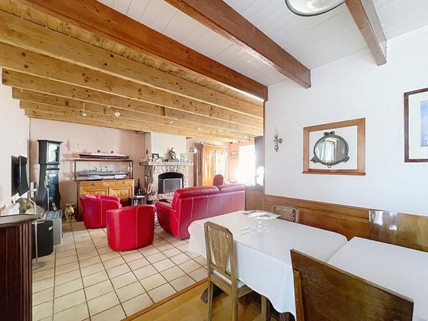 MONT DOL - Maison en pierres