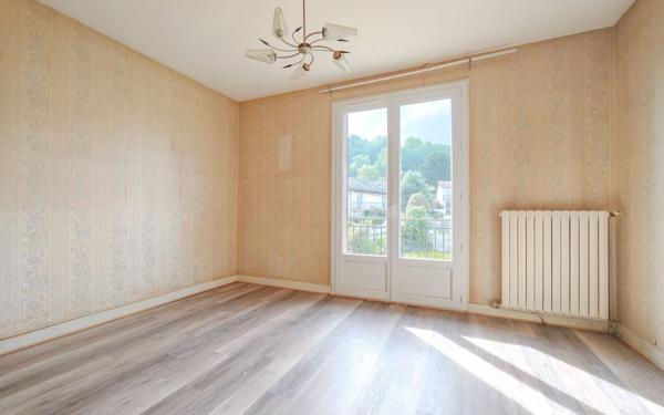 Maison à vendre    4 pièces • 81 m2 Jussac