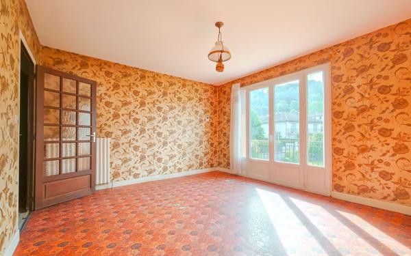 Maison à vendre    4 pièces • 81 m2 Jussac