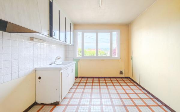 Maison à vendre    4 pièces • 81 m2 Jussac