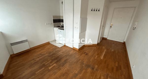 Location Studio 18.41 m² - Villejuif 94800