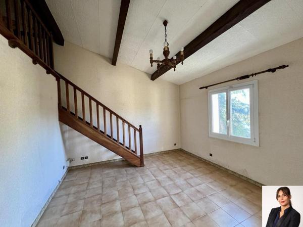 Maison de 130 m² sur 5000 m² - garages- atelier