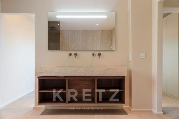 Hyères – Villa contemporaine vue mer 320 m² piscine