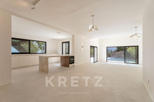 Hyères – Villa contemporaine vue mer 320 m² piscine