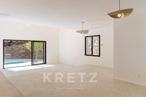 Hyères – Villa contemporaine vue mer 320 m² piscine
