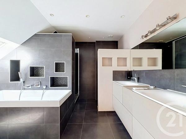 Maison à vendre  8 pièces - 166,51 m 2   GROSLAY  - 95