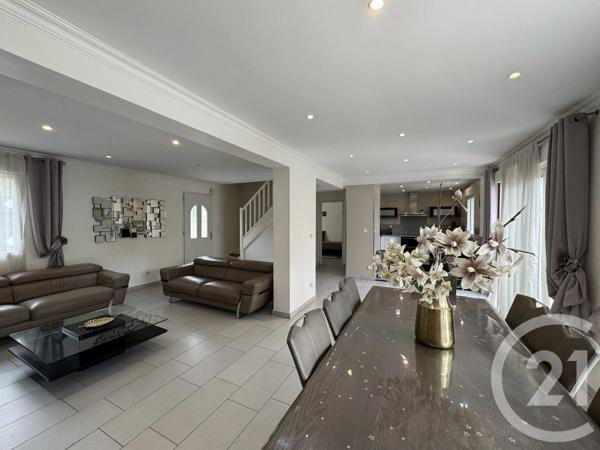 Maison à vendre  8 pièces - 166,51 m 2   GROSLAY  - 95