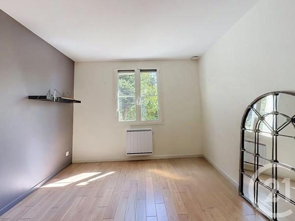 Maison à vendre  8 pièces - 166,51 m 2   GROSLAY  - 95