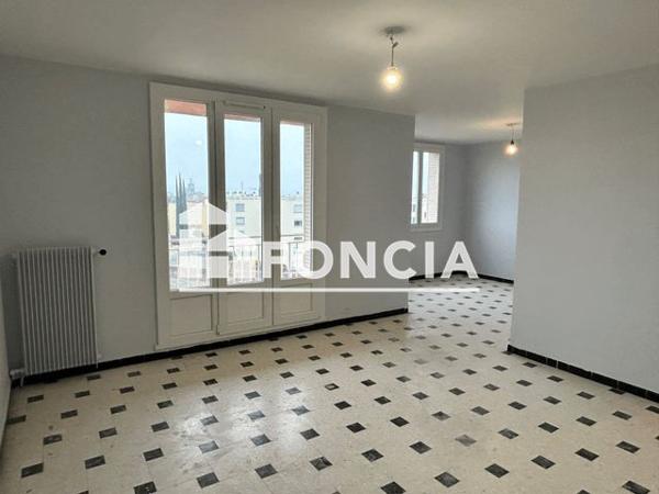 Location Appartement 3 pièces 80.94 m² - Pont Saint Esprit 30130