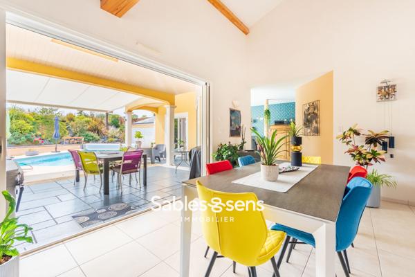 Maison T5 de plain pied avec piscine sur la commune de Chantonnay
