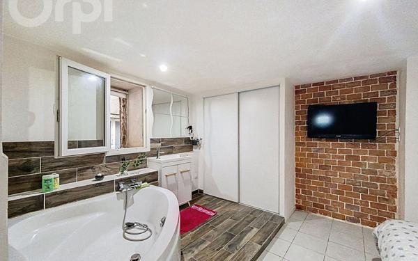 Maison à vendre    3 pièces •  Le Soler