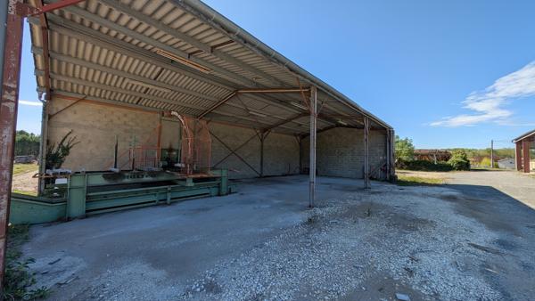 Site d'activité 12 500 m² – Hangar 1 170 m² – Accés A10 et RN 10. Reignac (33860)