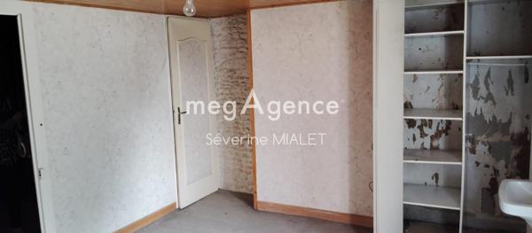 Maison à CHATEAUBERNARD, 16100 - 3 pièces 80m²