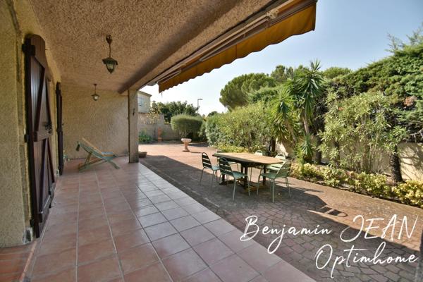 Sauvian – Maison de plain-pied 4 faces sur 715 m² avec garage et beau potentiel