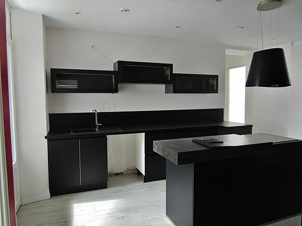 Location                                                      Appartement
                        
                     4 pièces                      104 m2                     à Raon-l'Étape