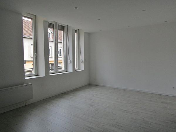 Location                                                      Appartement
                        
                     4 pièces                      104 m2                     à Raon-l'Étape