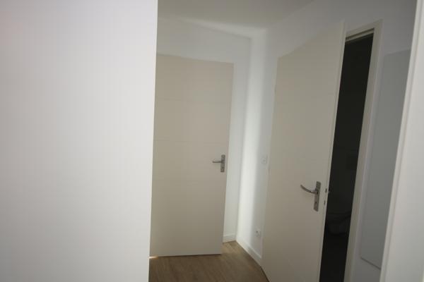 DRAGUIGNAN Appartement T3 avec grande terrasse - Dernier étage - Parking