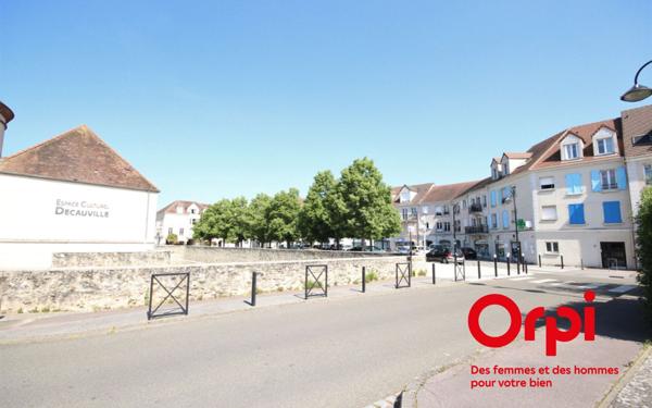 Appartement à vendre    2 pièces •  Voisins-le-Bretonneux