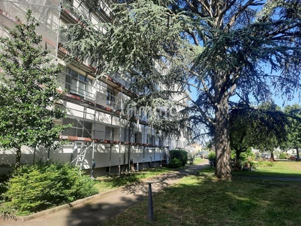 Bel appartement 5 p 113 m² env. à Strasbourg Stockfeld