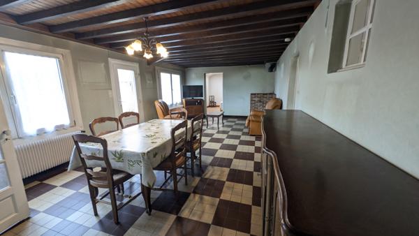 Le Crotoy (Saint-Firmin) — Plain-pied individuel à réinventer sur parcelle rare de 2 310 m² | Potentiel XXL à