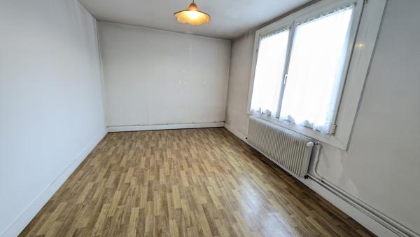 Le Crotoy (Saint-Firmin) — Plain-pied individuel à réinventer sur parcelle rare de 2 310 m² | Potentiel XXL à