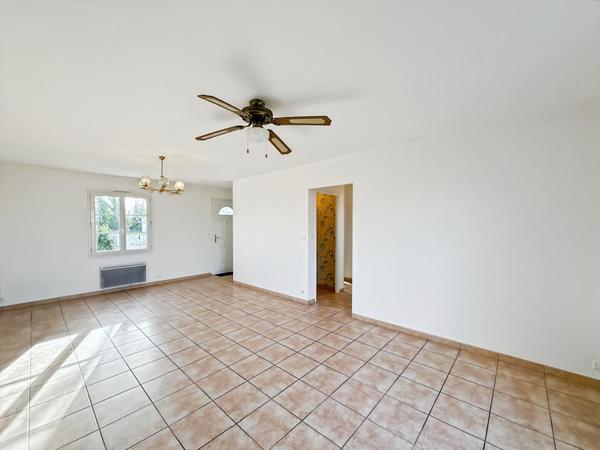 A vendre dans le bourg - Maison de plain-pied