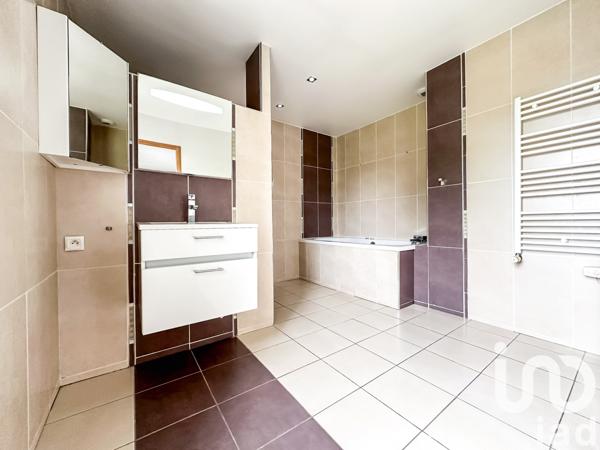 Maison à vendre 9 pièces 191 m² Fenain