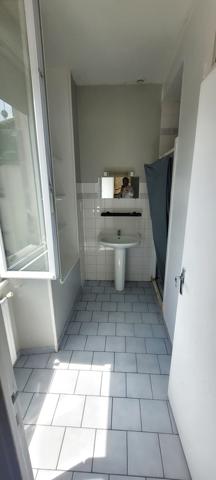 Tocane-Saint-Apre (24350) Vente à terme une maison de deux appartements 63 m² et 26 m² centre-ville ,loyer 650 € et 330 € environ